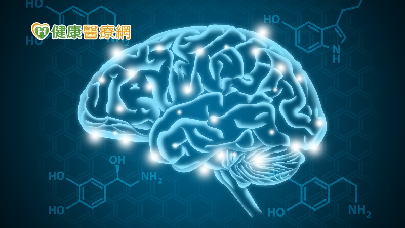 新冠患者曾高燒或氧氣治療　研究發現大腦灰質體積減少 
