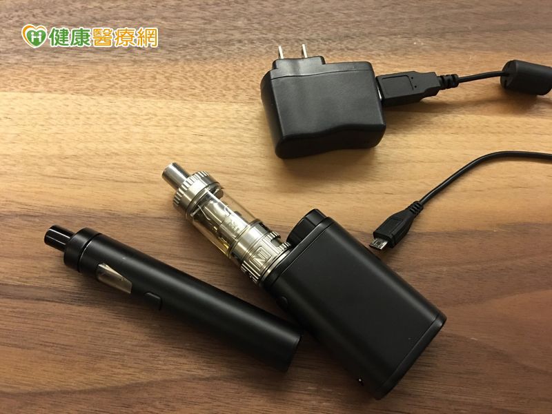 抽電子菸無害？　別傻了！還是有致癌成分